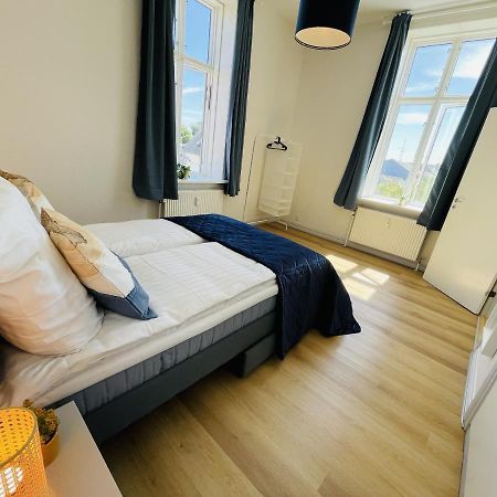 Aday - Blue Light Suite Apartment In The Center Of Йёрринг Экстерьер фото