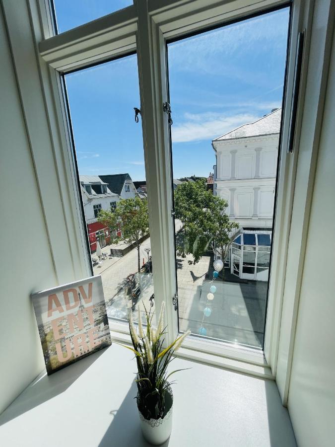 Aday - Blue Light Suite Apartment In The Center Of Йёрринг Экстерьер фото